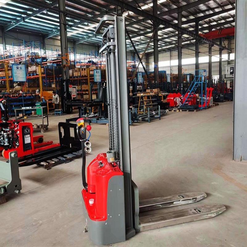 Patlamaya dayanıklı akülü forklift kullanımı ve patlamaya dayanıklı akünün bakımı için önlemler