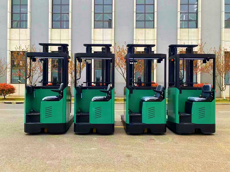 Yurt dışına 4 adet Reach Truck gönderilecek.