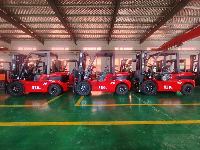 Yakın zamanda bir grup NEOlift marka dizel forklift Avrupa'ya gönderilecek.