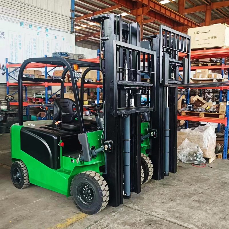 Ukrayna'ya bir grup yeni elektrikli forklift gönderilecek